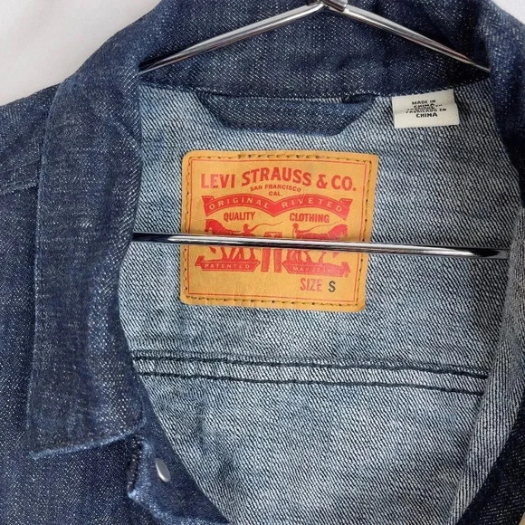 Levis Original Trucker Dark Wash Jacket - Picture 5 of 12